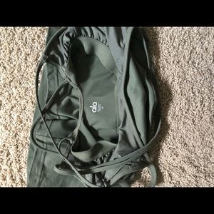 ALO Yoga Tops - Alo Yoga Top ALO Yoga Tops - Alo Yoga Top